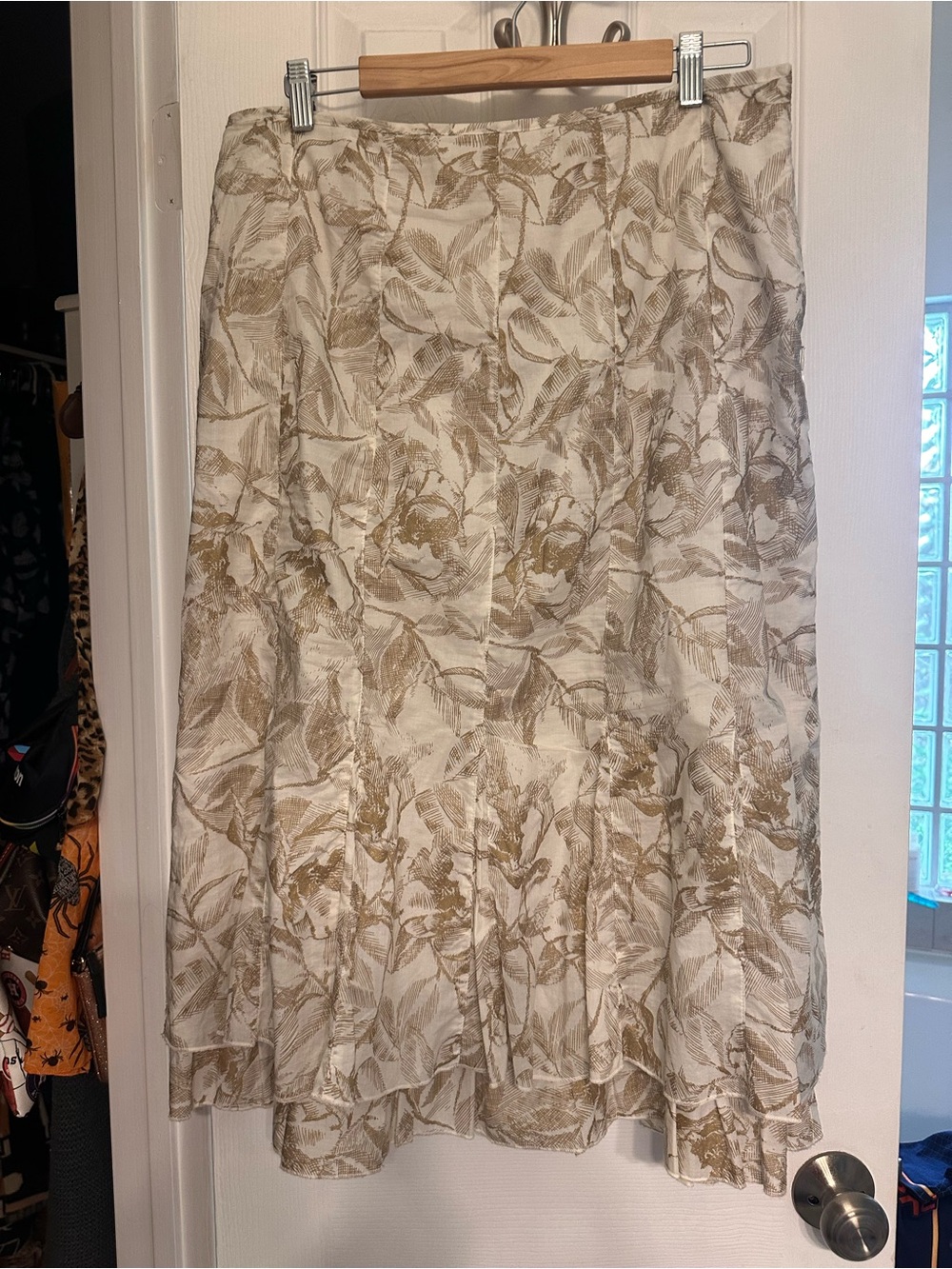 Coldwater Creek Beige and Cream Floral A-Line Skirt